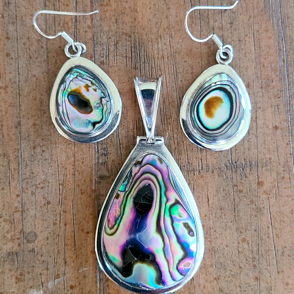 Sterling and shell pendant and earrings